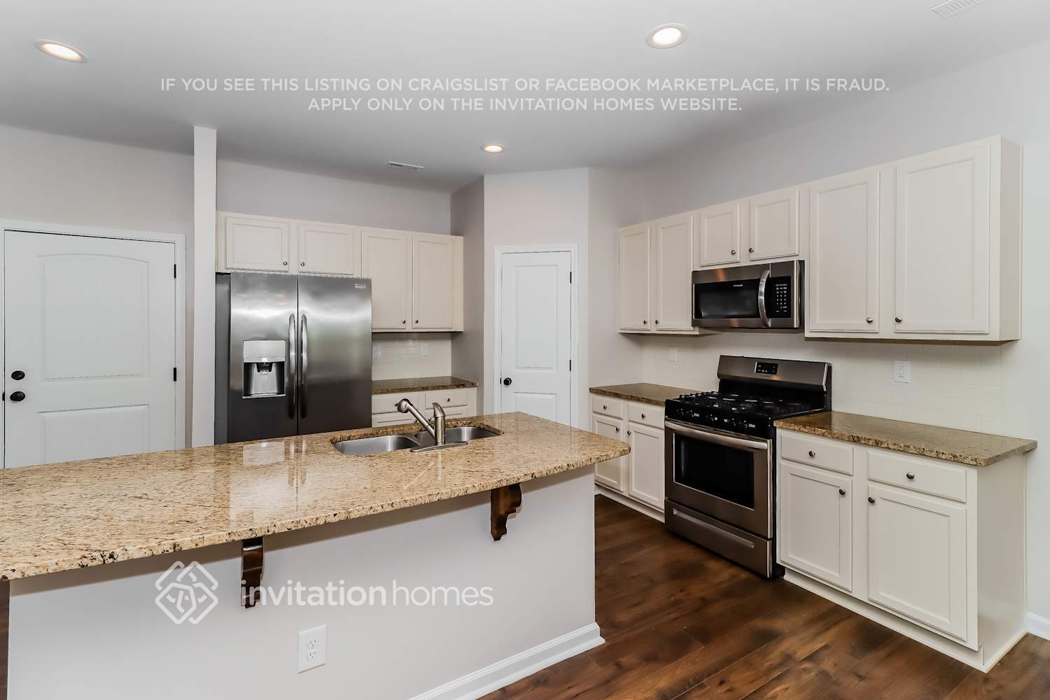 Building Photo - 7818 Creek Park Dr