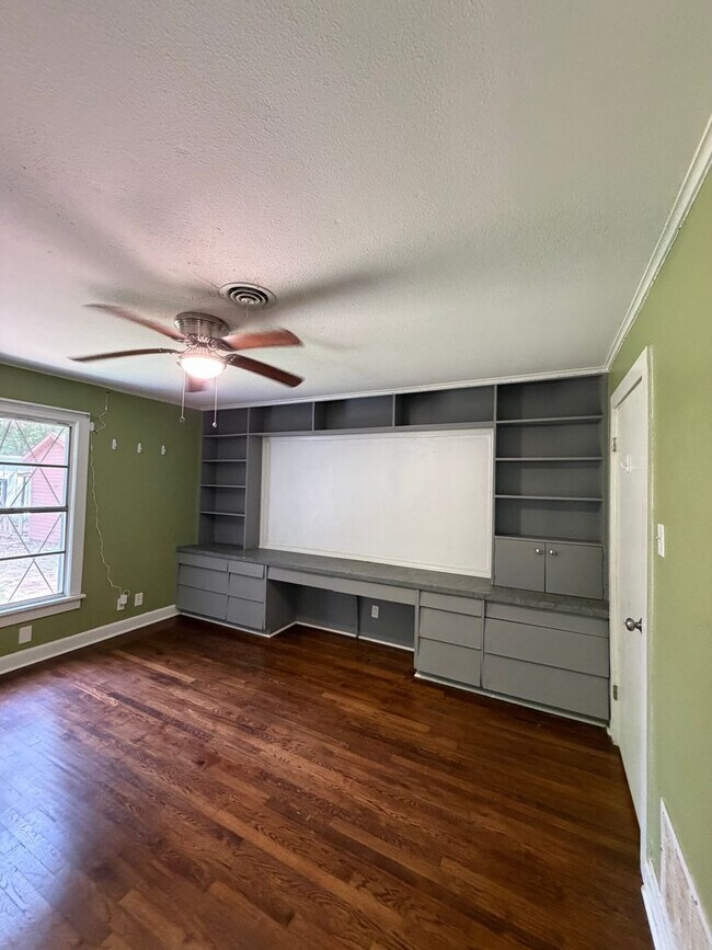 Building Photo - Updated brick home for lease near BAFB | Bossier City, LA 71112 | 3 bedrooms