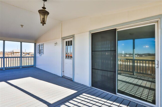 Building Photo - 172 Kid Ranch Ln