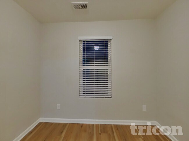 Building Photo - 1700 Allegheny Dr