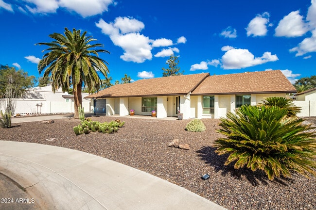 Building Photo - 4912 E Friess Dr