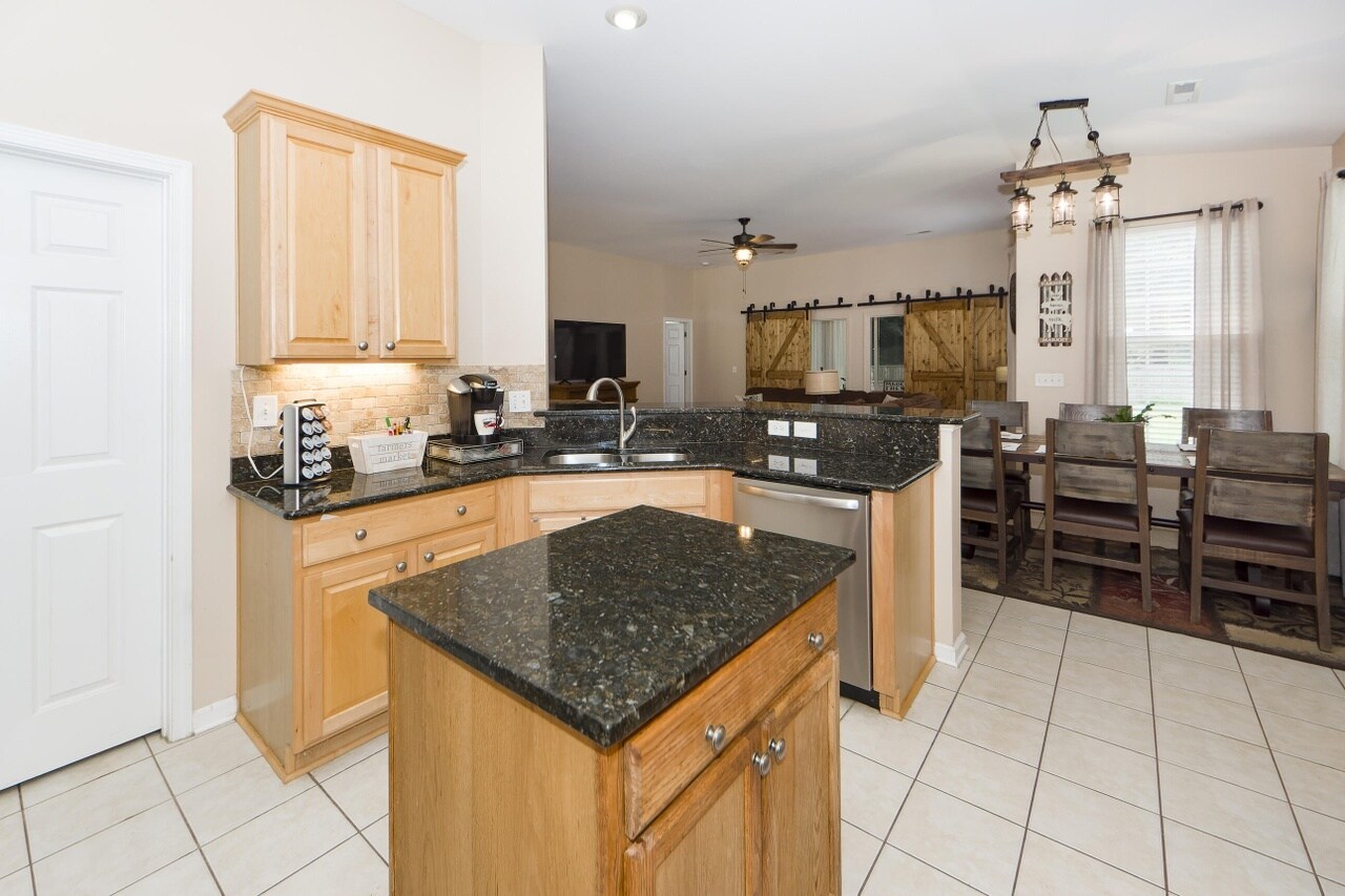 Building Photo - 2613 Spivey Ct