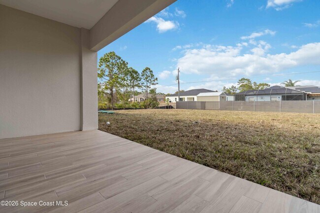 Building Photo - 1649 Belem St SE