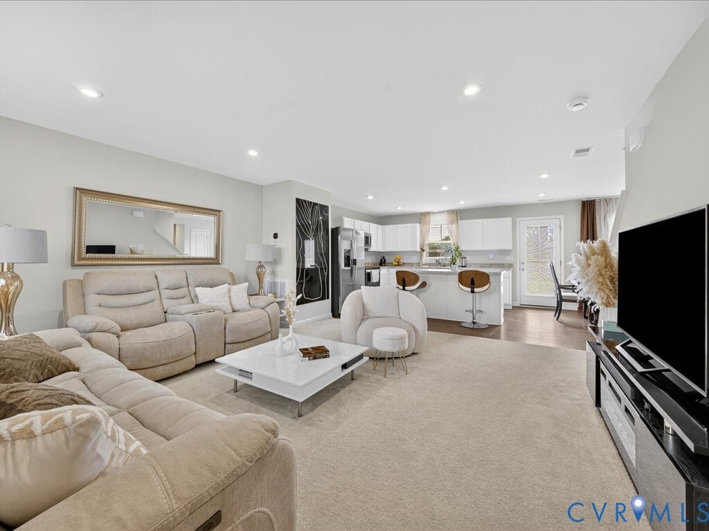 Building Photo - 4905 Gerald Dr