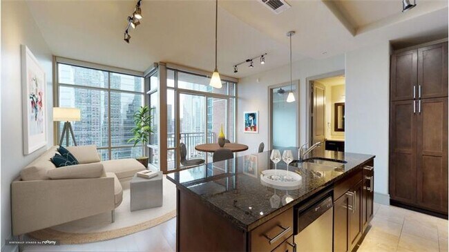 Building Photo - 102 Colorado St