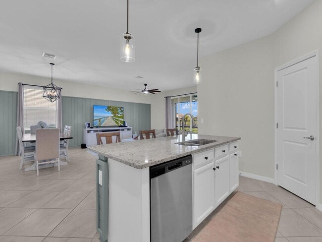 Building Photo - 3637 Passion Vine Dr