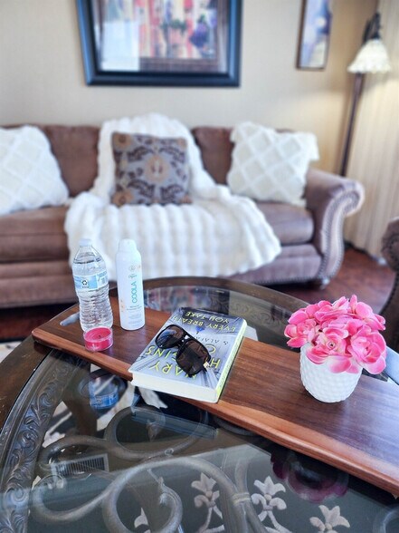 Building Photo - 16819 Front Beach Rd