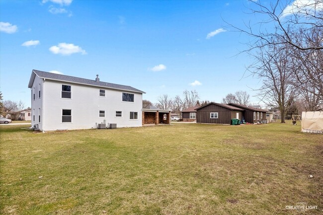 Building Photo - 1641 Park Ave