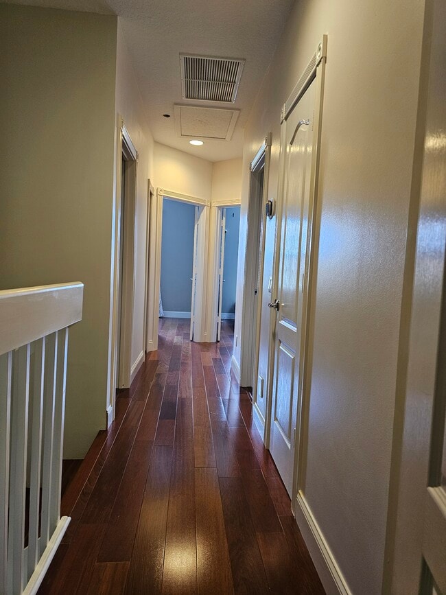 Building Photo - 9309 Northlake Pkwy