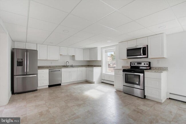 Building Photo - 110 Baltimore St