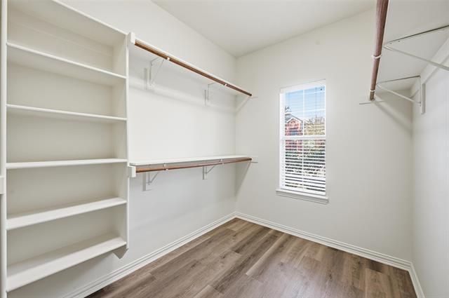 Building Photo - 1718 Clarke Springs Dr