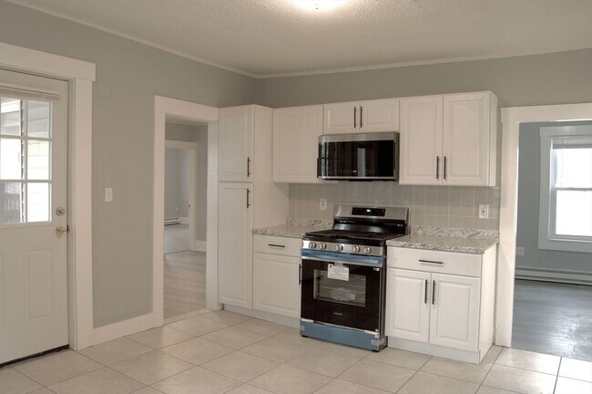 Primary Photo - 105 Clarendon St