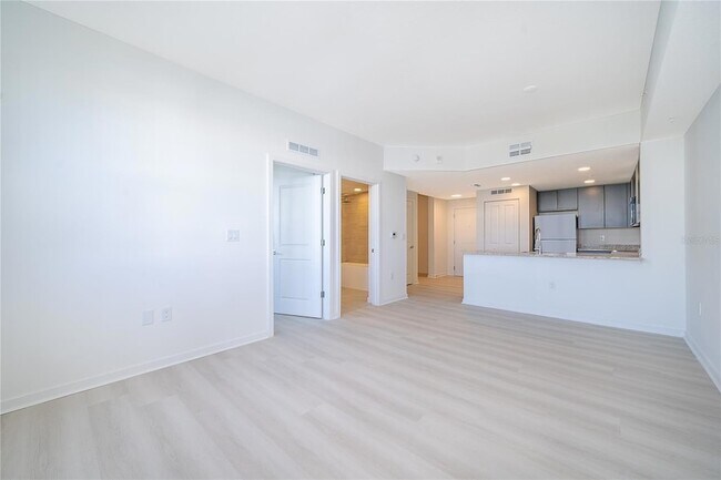 Building Photo - 5579 Millennia Park Dr