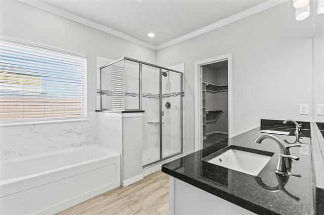 Building Photo - 3522 Hanan St