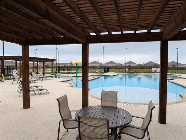 Building Photo - 619 Fisher Ln