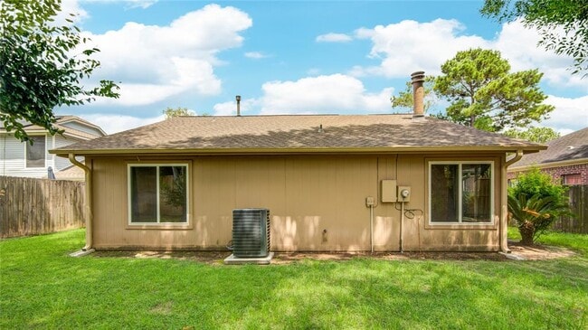Building Photo - 1411 Brickarbor Dr
