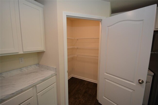 Building Photo - 664 Grand Reserve Dr