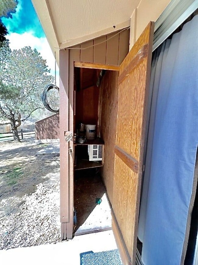 Building Photo - 3 Bed/1.5 Bath Quail Creek Condo
