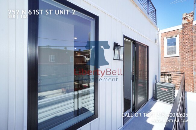 Building Photo - 252 N 61st St
