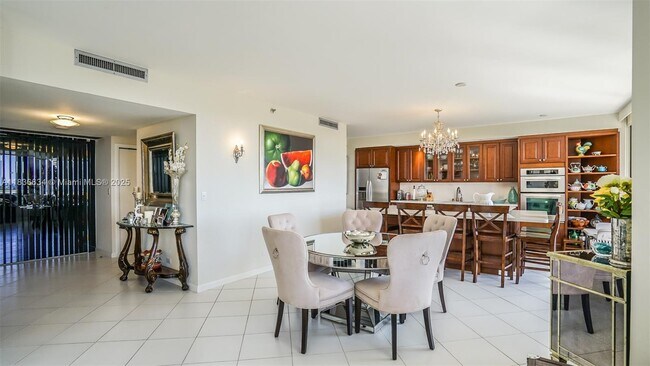 Building Photo - 20191 E Country Club Dr