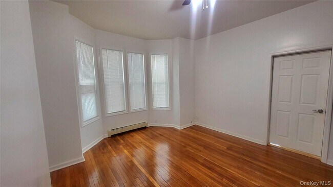 Building Photo - 49 Carroll St