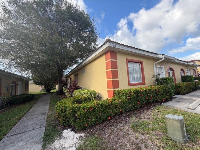 Building Photo - 353 Port Pleasant Dr