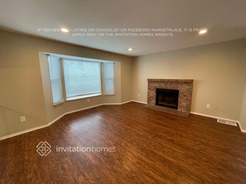 Building Photo - 1216 S 236th Pl