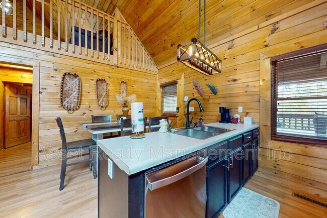 Building Photo - 2632 Camden Way