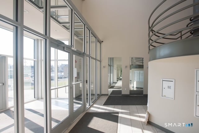 Building Photo - 49 Day St