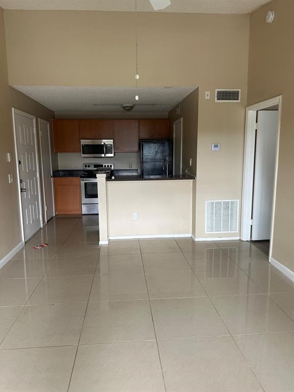 Building Photo - 4481 W McNab Rd