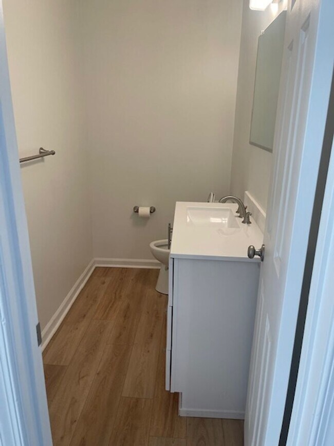 Building Photo - FOR RENT - VIRGINIA BEACH / GREAT NECK RD