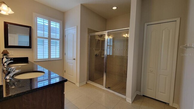 Building Photo - 2229 Valterra Vista Way