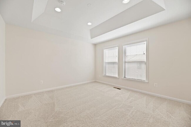 Building Photo - 42409 S Dogwood St