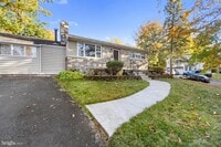 Building Photo - 1801 N Hills Ave