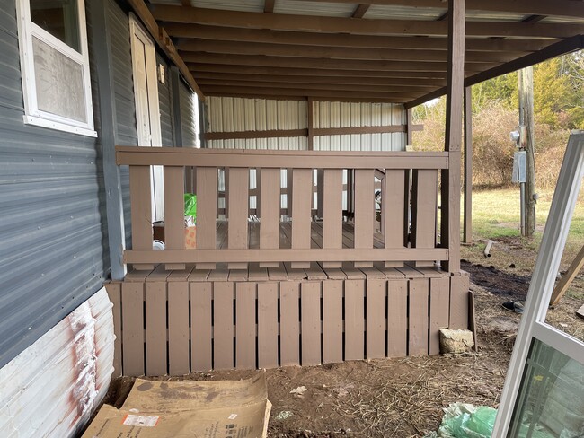 Building Photo - 1594 Wallace Thompson Rd