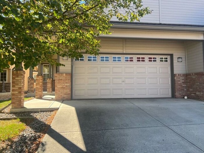 Building Photo - Large 3 bed 2.5 ba Duplex In West Loveland