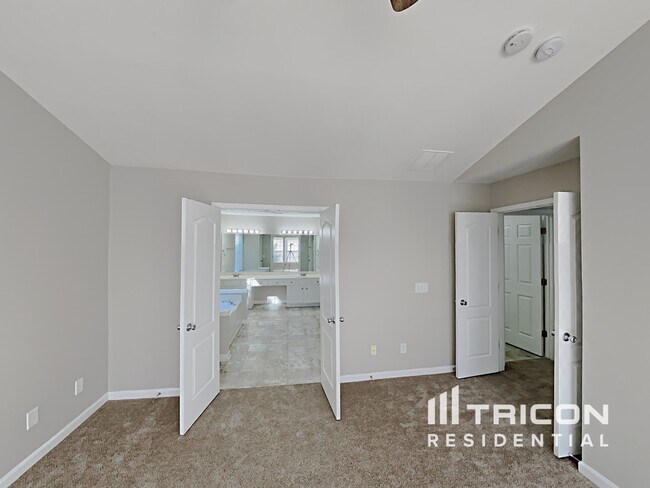 Building Photo - 3850 Windstream Way