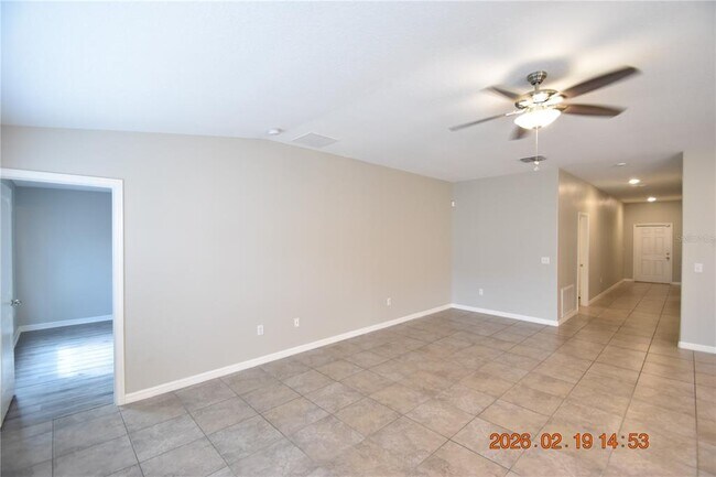 Building Photo - 9610 Sage Creek Dr