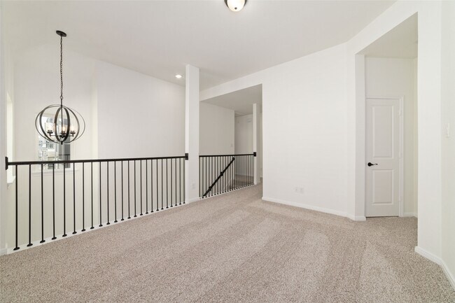 Building Photo - 135 W Coralburst Lp