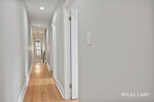 Building Photo - Waking Distance to Noma Metro Station and ...