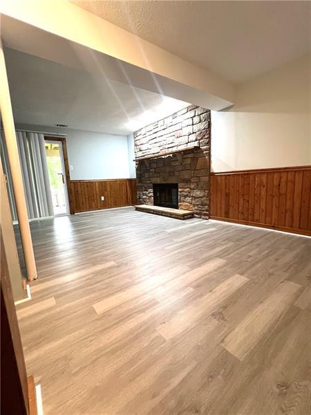Building Photo - 3116 Laurel Ridge Cir