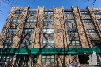 Building Photo - 1 bedroom in Chicago IL 60614