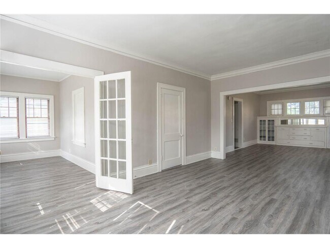 Building Photo - 3822 Fremont Ave N