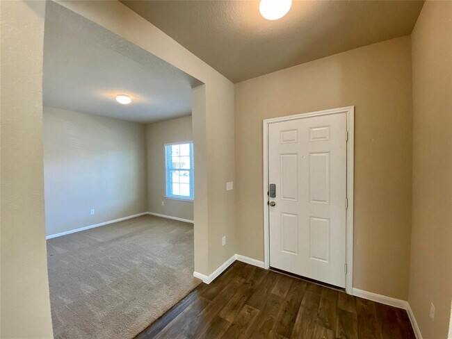 Building Photo - 3012 Tilmon Ln.