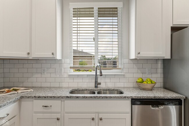 Building Photo - 3936 Saddle Oak Dr