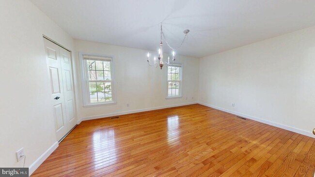 Building Photo - 12043 Stoneford Dr