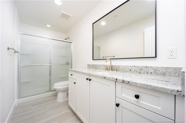 Building Photo - 3375 SW Mapp Rd