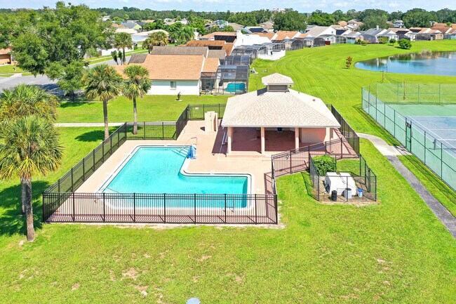 Building Photo - 2505 Kingston Ct