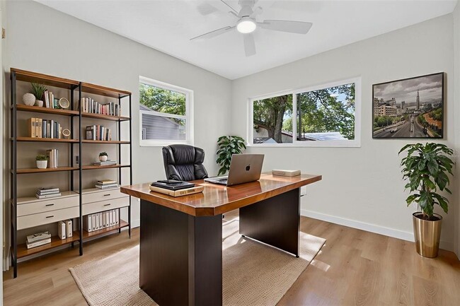 Building Photo - 2710 Boca Ciega Dr N