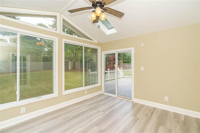 Building Photo - 3281 Mitsy Forest Way NE